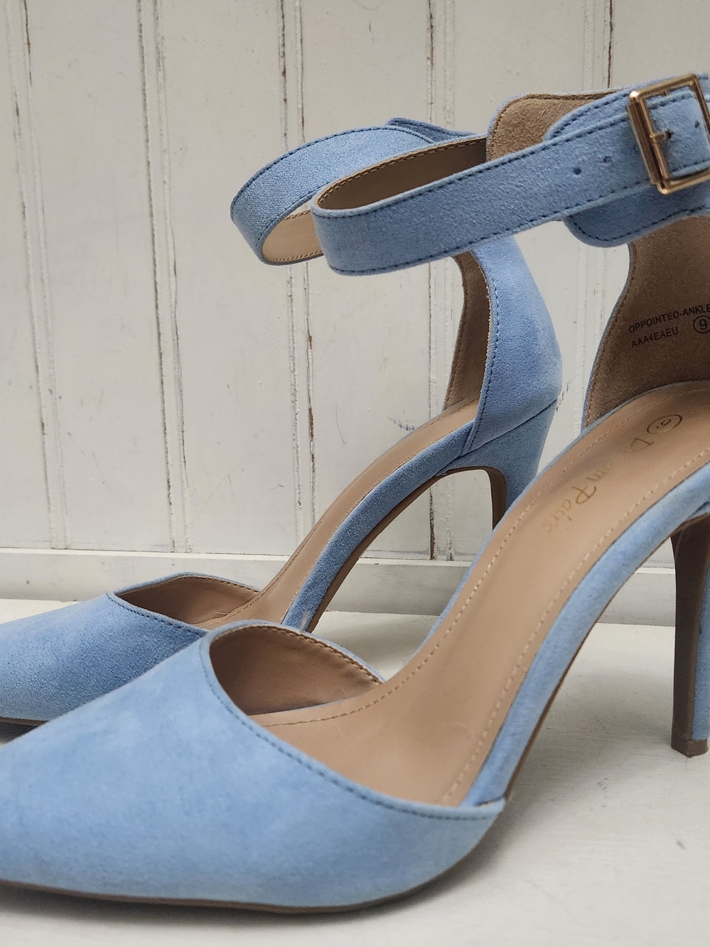 Dream Pairs Women's Size 9 Blue Suede Pointed-Toe Ankle-Strap Heels